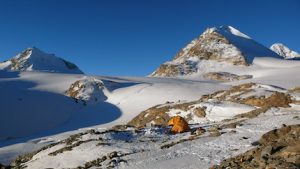 <p>Scientists have used new satellite laster techniques to measure glacier loss on remote areas of the Tibetan Plateau with more accuracy. (Picture: Benjamin Schroeter; TU Dresden)</p>