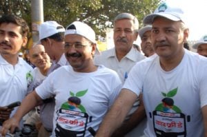 <p>Delhi Chief Minister Arvind Kejriwal and his deputy Manish Sisodia rode bicycles on the car-free day [image by Ajay Sharma]</p>