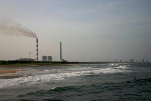 <p>A coal-fired power plant in Chennai, hundreds of kilometres from the nearest coal mine [image by Prateek Rungta]</p>