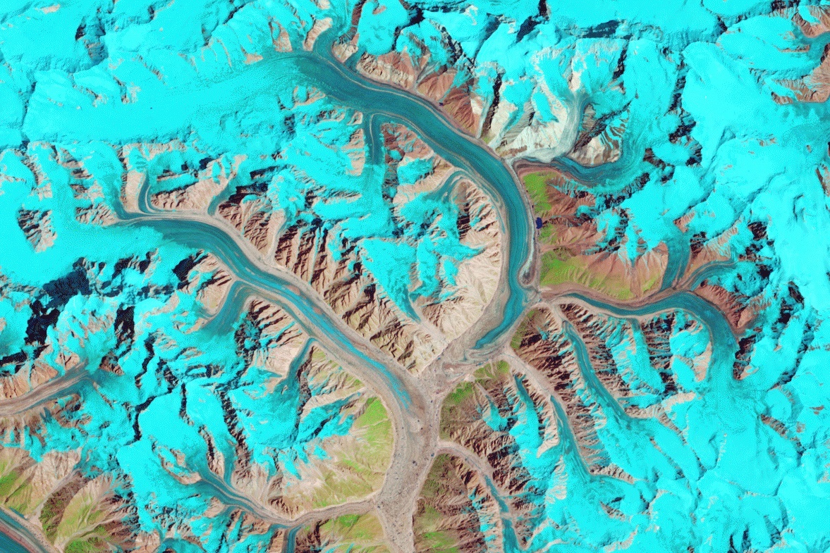 <p>The Karakorum glaciers [image courtesy earthobservatory.nasa.gov]</p>