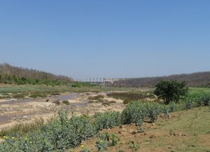 <p>Work on the Mandal dam was abandoned in 1997 [image by Satya Prakash]</p>