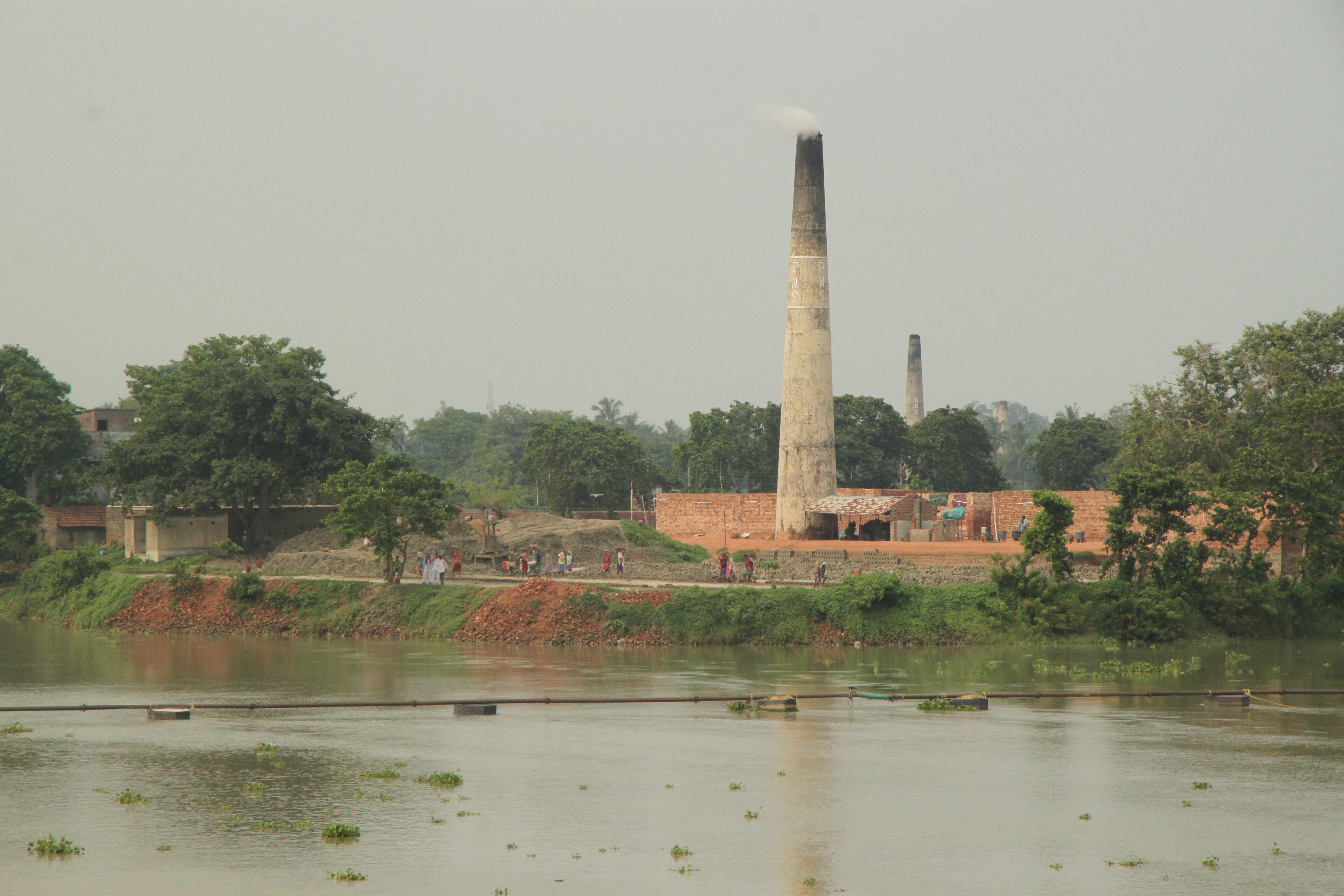 Brick kilns along banks of the Ganga, causing erosion