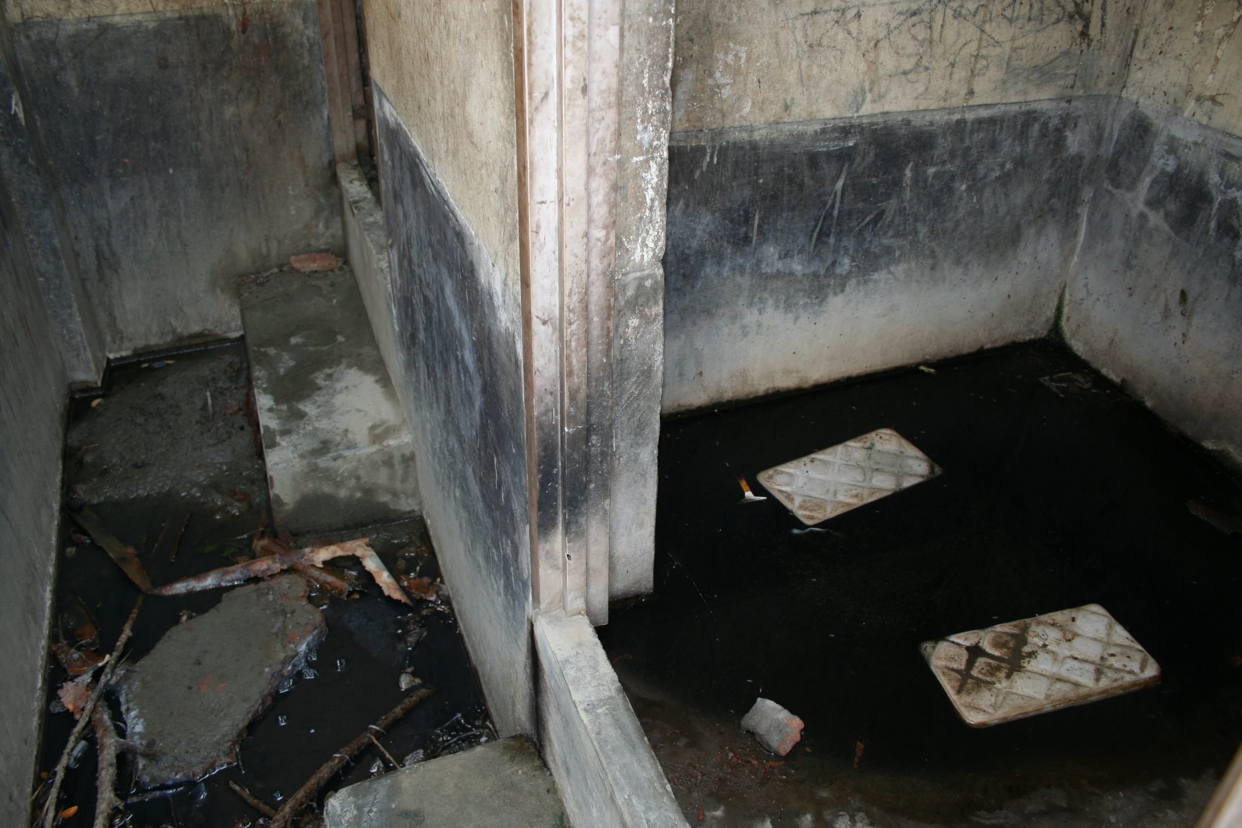 Bangladesh toilets