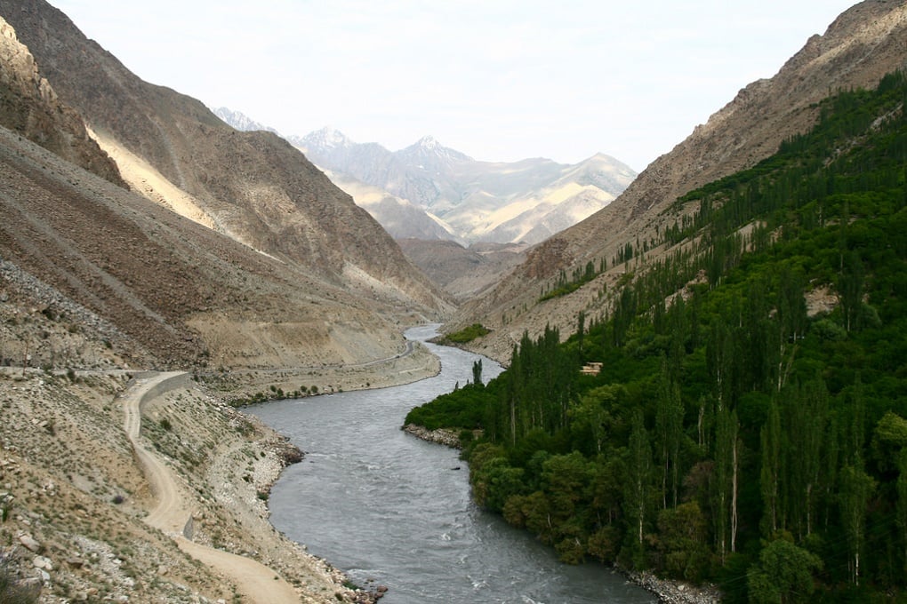 <p>The Indus River [image by Praveen Selvam]</p>