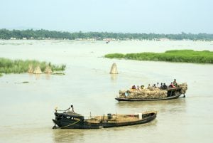 <p>The flooded Ganga River near Farakka Barrage in West Bengal. (Photo by Sarah Jameson)</p>