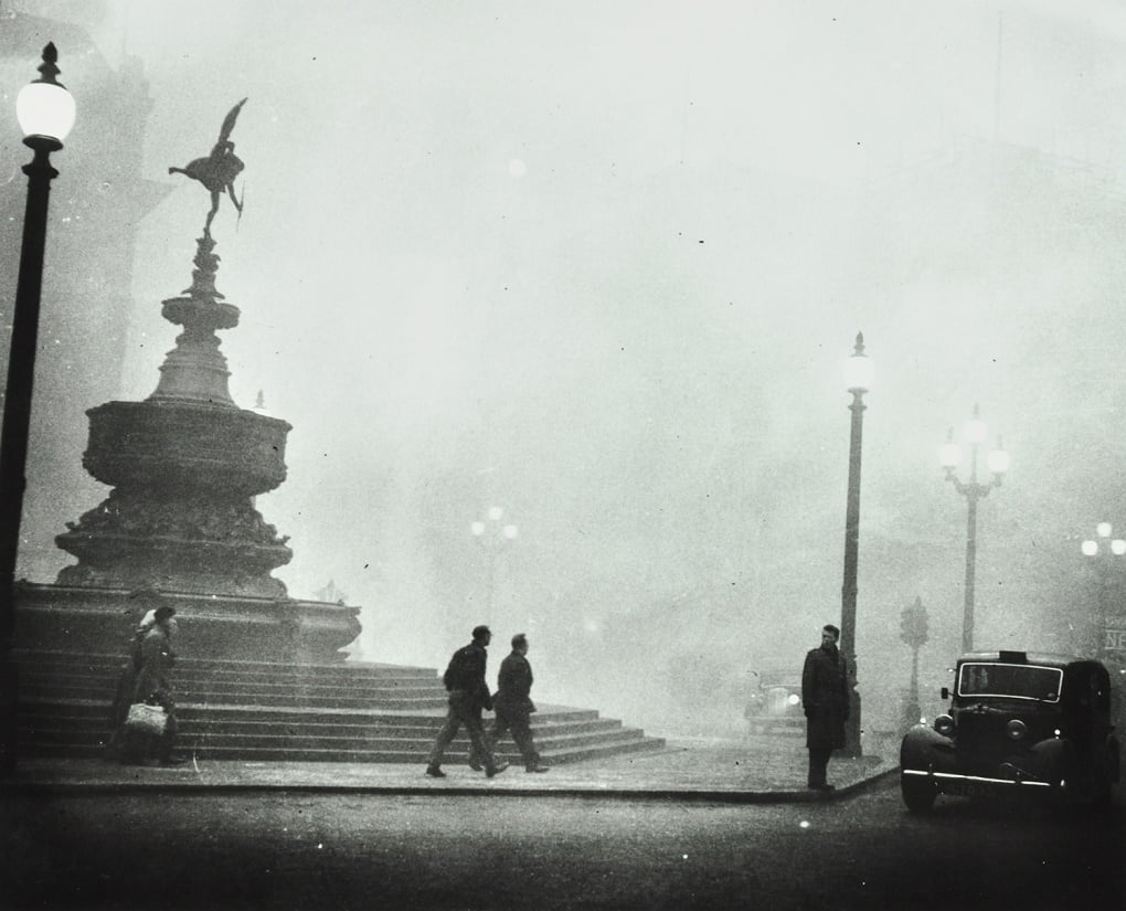 London for 1952, black and white