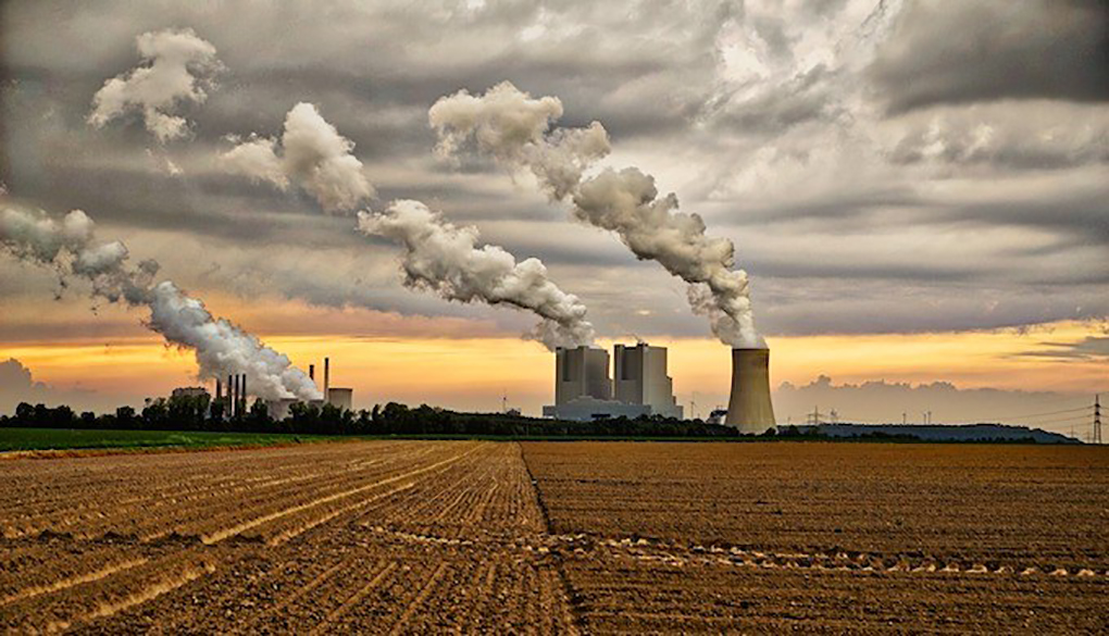 <p>Thermal power plants take water away from other uses such as in agriculture and homes</p>