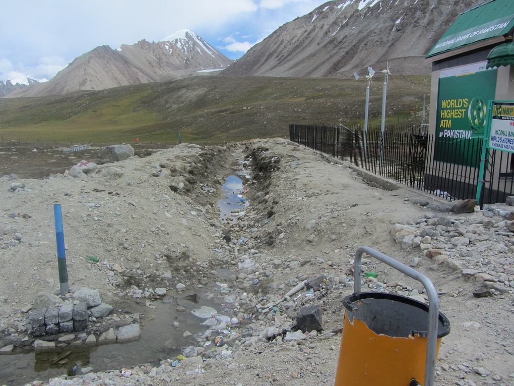 The garbage dumped in streams along the Khunjerab pass [image by: Rina Saeed Khan]