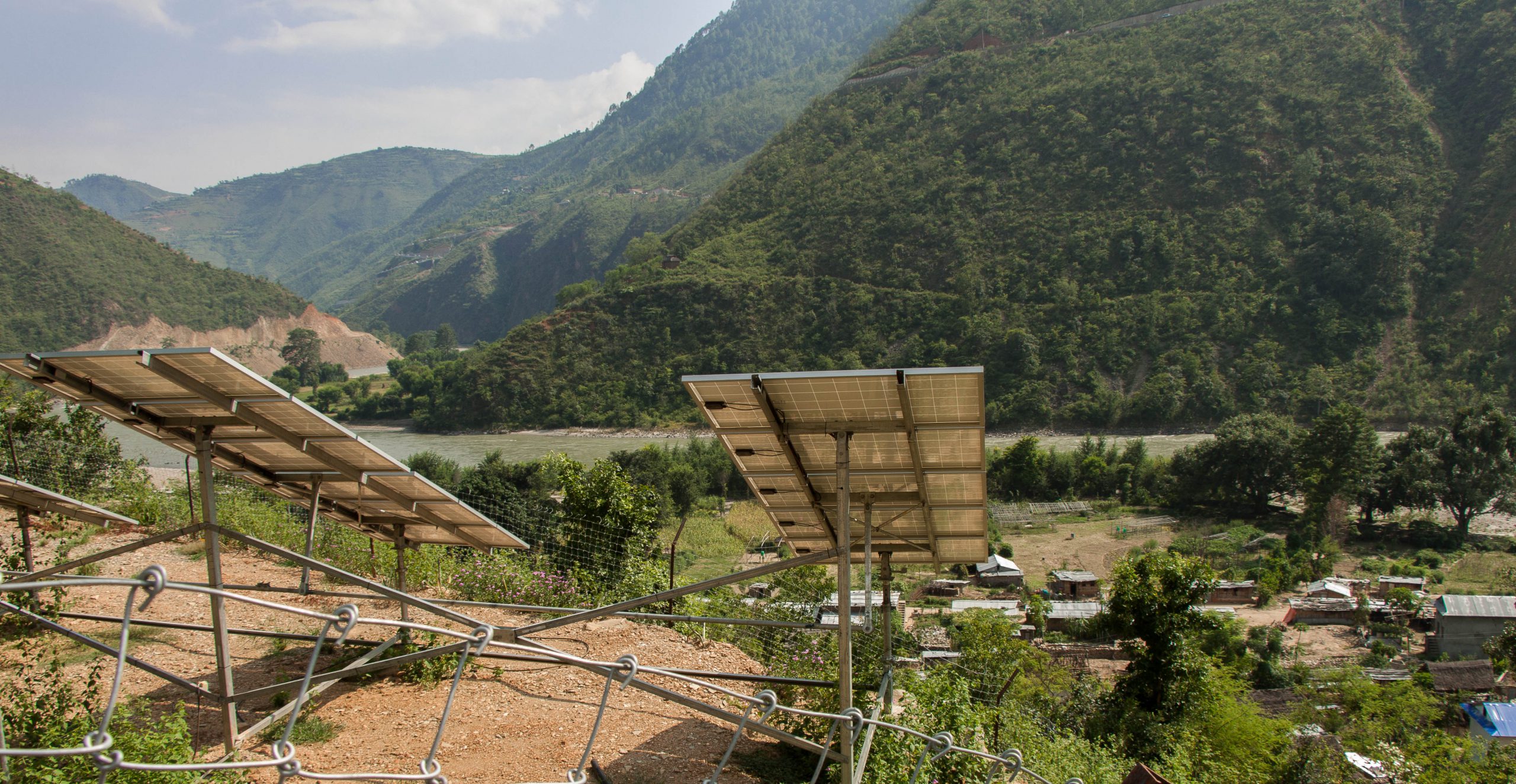 solar panels in Dapkha
