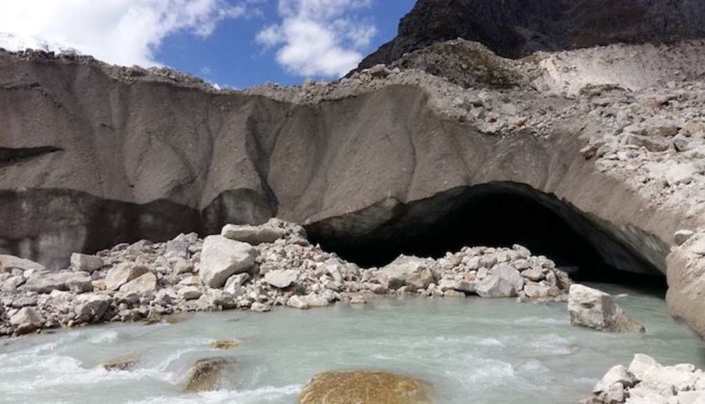 <p>The snout of the Bhagirath-Kharak glacier [image by: Hridayesh Joshi]</p>
