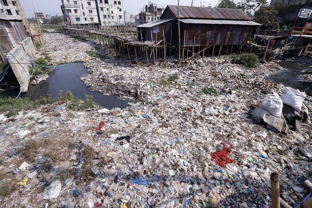 landfill in Dhaka