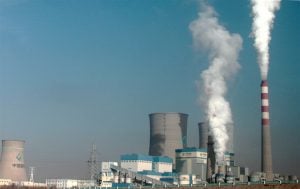 <p>Experts argue that China is still on track to peak carbon emissions by 2030 despite recent increases (Image: landagent)</p>