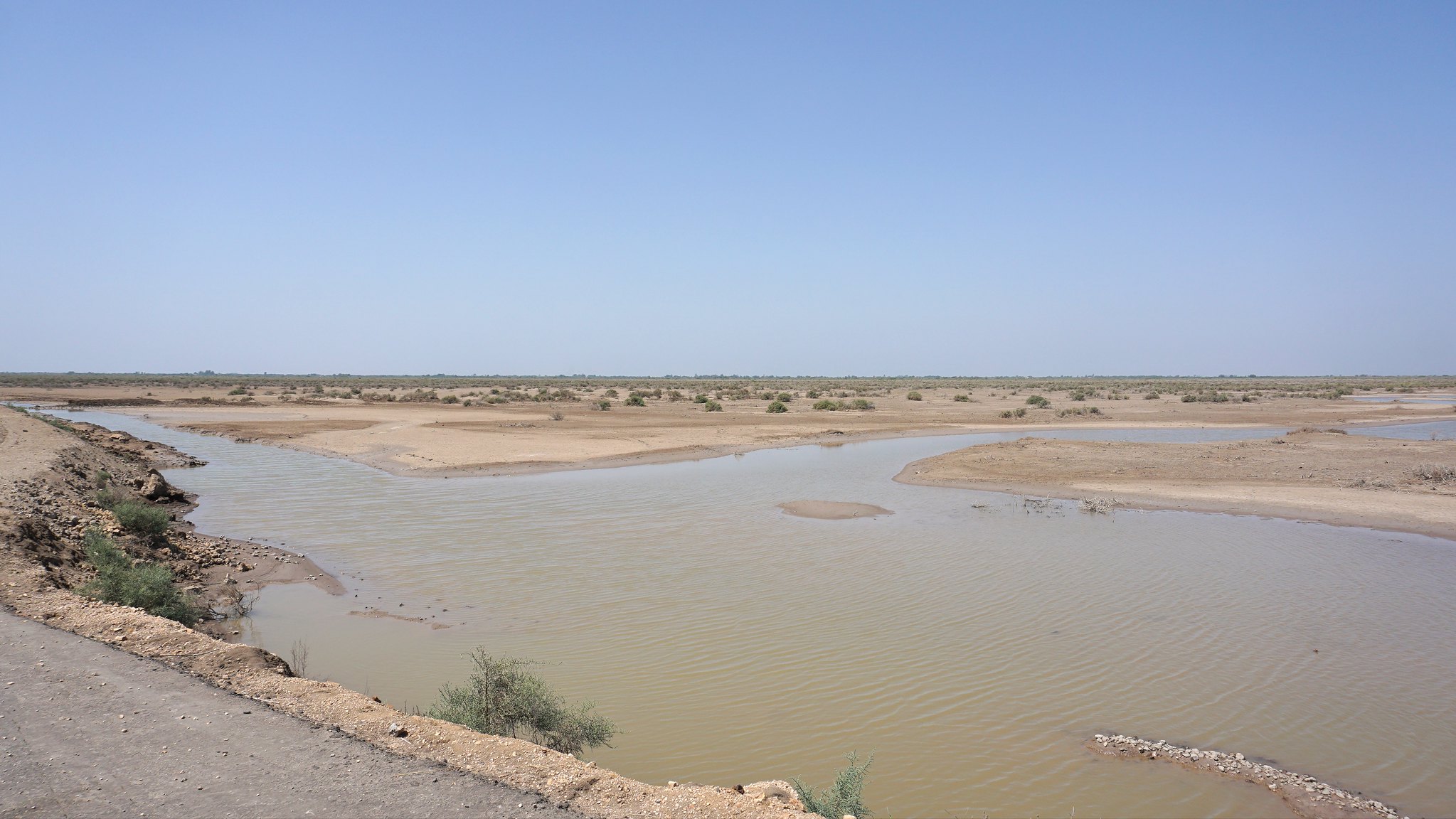 <p>The barrage is planned to be constructed on the Indus River near Thatta. Image source: Muhammad Imran Saeed</p>