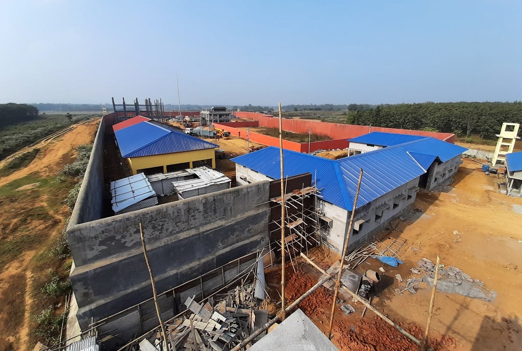 Labourers build a detention centre in Goalpara, Assam, on February 10, 2020. [image by: David Talukdar / Shutterstock.com]