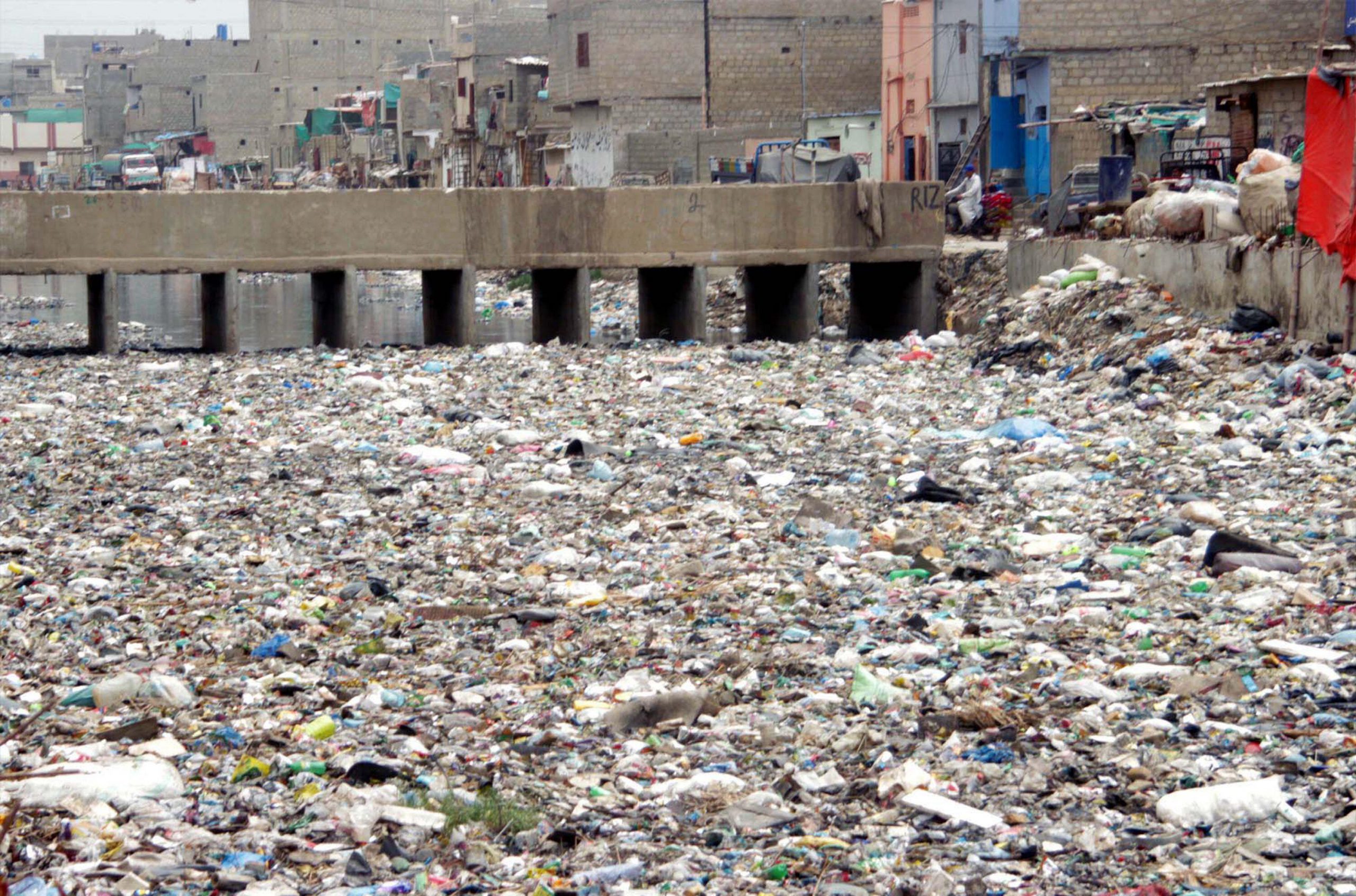 Karachi drainage sewerage problems