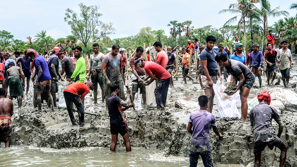 Bangladesh Cyclone Embankment