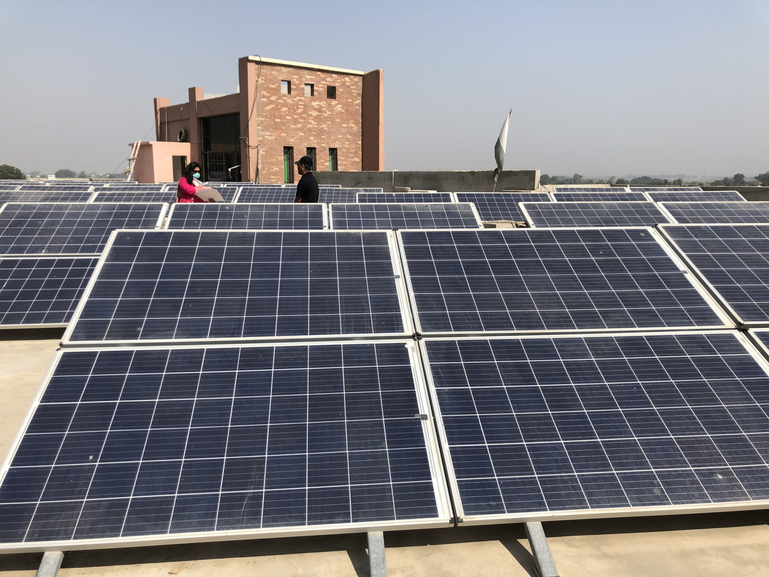 <p>The 144 solar panels atop the Marvi Garden Mother and Child Health centre in Hyderabad, Sindh [Image by: Zofeen Ebrahim]</p>