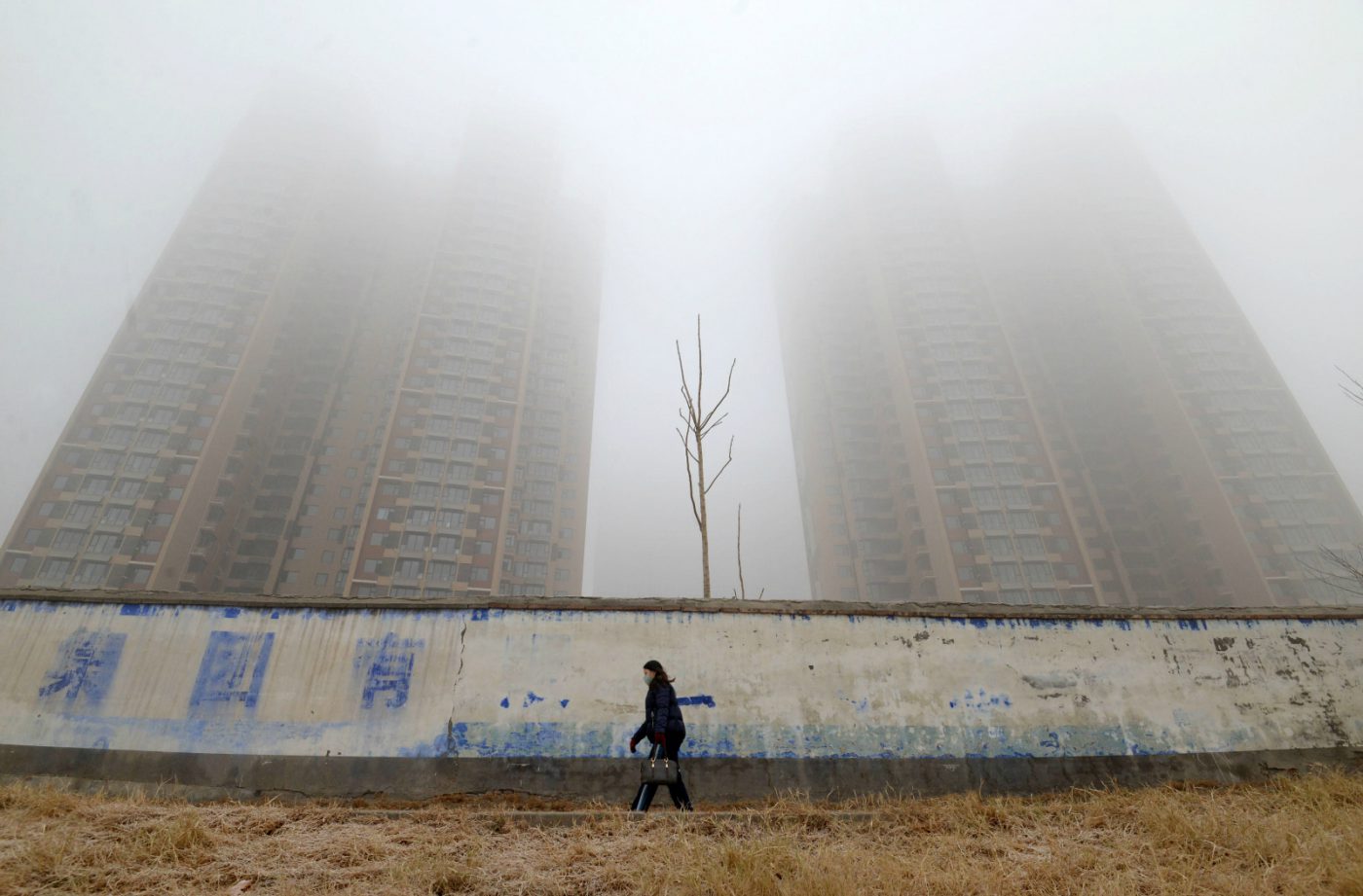 Smog in Handan city, Hebei, in 2019. Cutting carbon emissions took precedence over cutting air pollution in the 14th five year plan