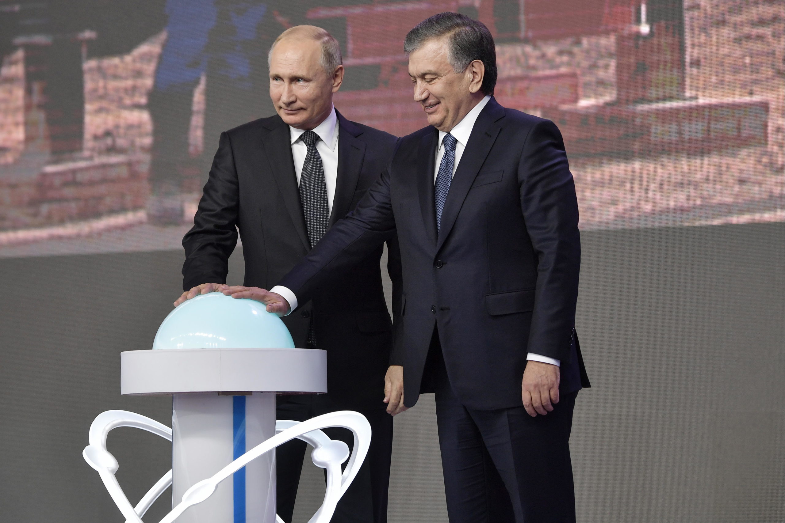 Vladimir Putin and Shavkat Mirziyoyev launch the construction of the nuclear power plant