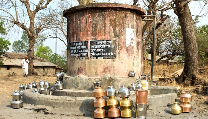 <p>Access to piped water in every home is a government pledge, but there is a long way to go before that becomes a reality. (Photo by Daniel Bachhuber)</p>