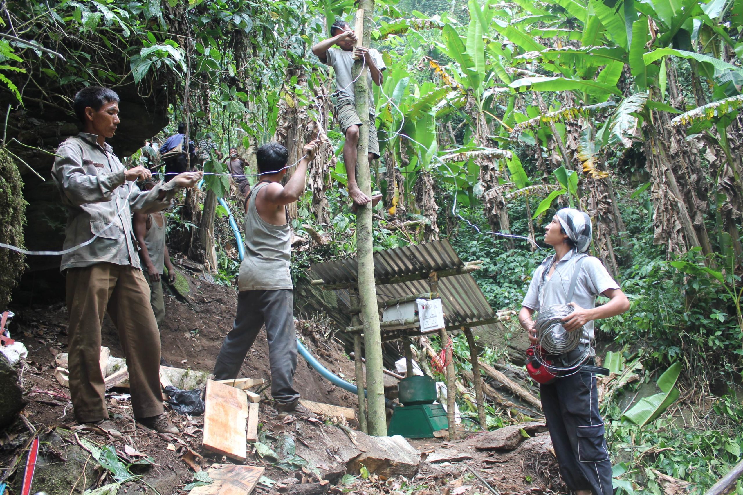 Installation and maintenance are done by local villagers, helping them earn (Image: Yanger Imchen / Nagaland Empowerment of People through Energy Development)