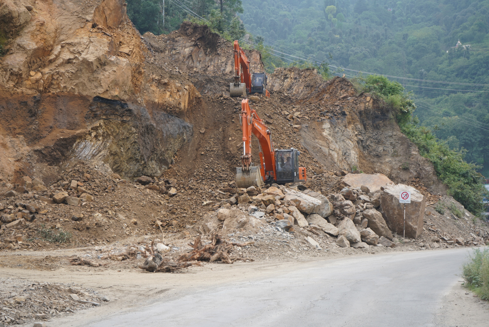 Himachal Pradesh India Road Construction Eco Water Channel