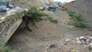 roadbuilding groundwater water spring Himachal Pradesh India