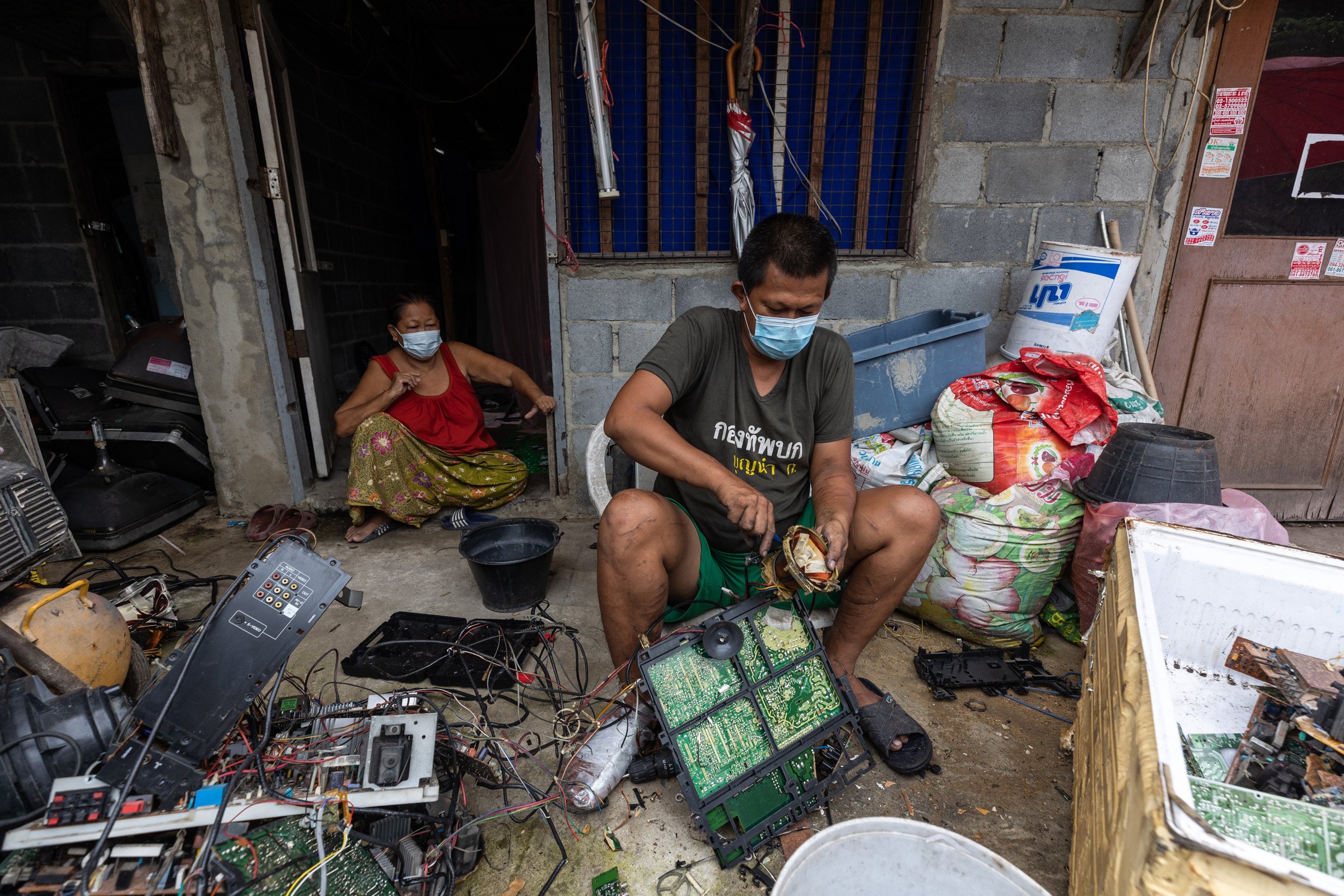 Recycling ewaste in Bangkok, Thailand, Luke Duggleby