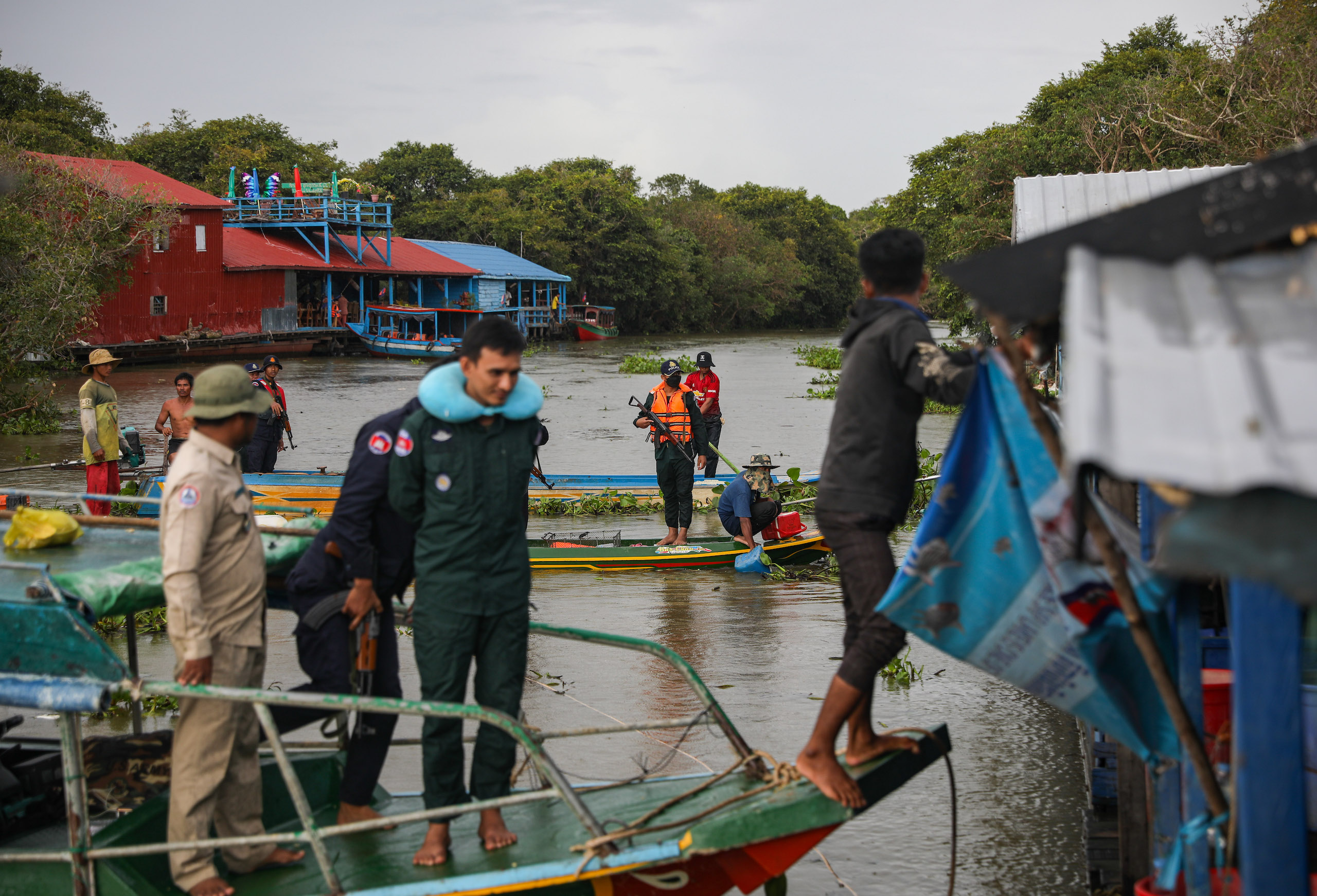 Officers from Cambodia’s Military Police and Fisheries Administration_Tonle Sap Lake