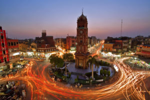 <p>The clock tower in Faisalabad, Punjab, Pakistan, a point at which eight bazaars meet. Markets are one focus on the Pakistan government’s new energy conservation policy. (Image: Awaid Yaqub / Alamy)</p>