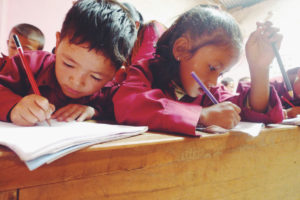 young children writing